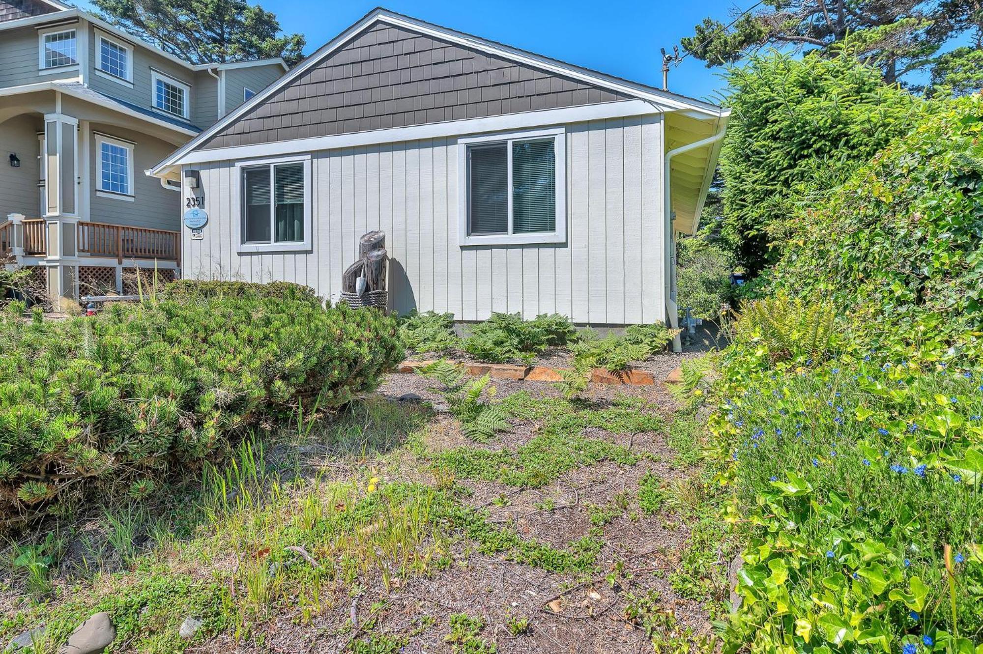 Shore Beats Work Lincoln City Exterior photo